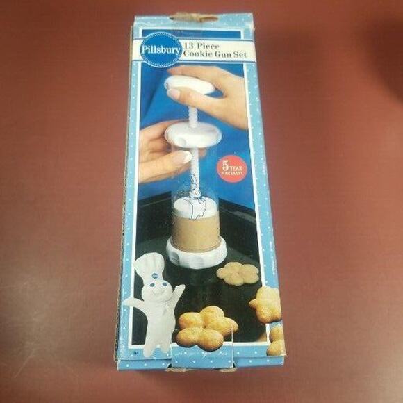 Pillsbury 13 Piece Cookie Gun Press Forming 6 Discs 6 Nozzles 1993 Doughboy - Picture 7 of 11
